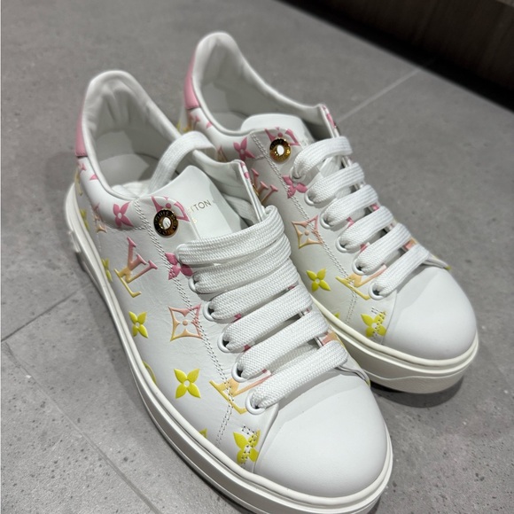 Stylish White and Multicolor Women's Sneakers - Picture 1 of 5